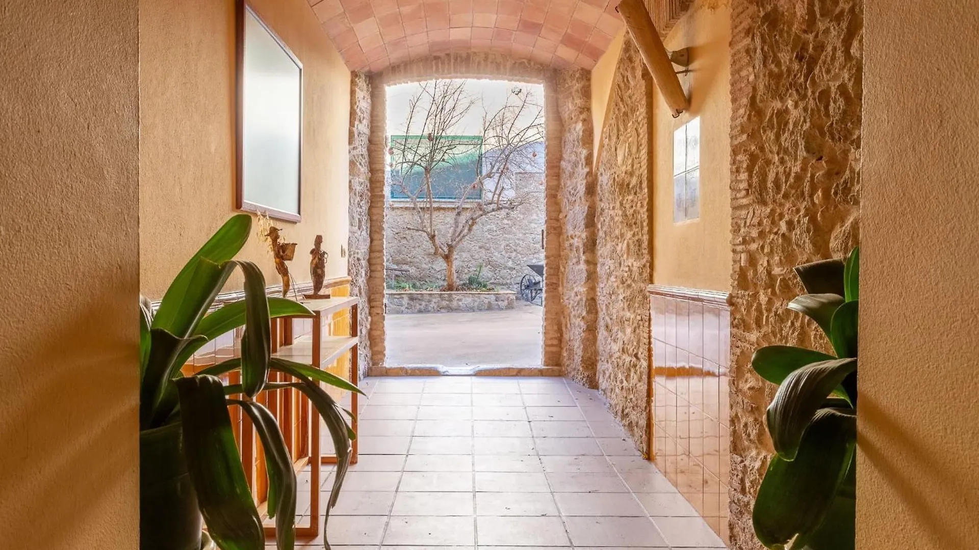 Casa Rural 9 Km De L'Escala La Tallada Spain
