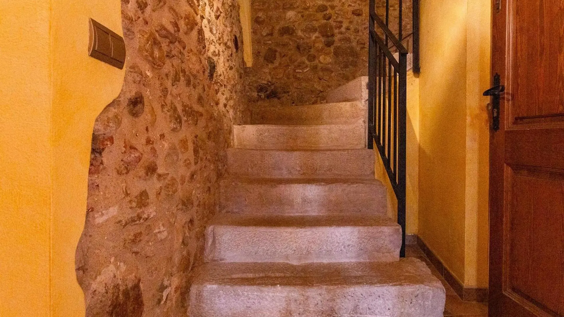 Casa Rural 9 Km De L'Escala La Tallada 0*,  Spain